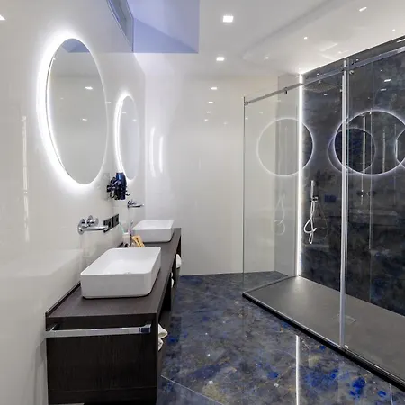Boutique House Palla & Partner's 4* נאפולי