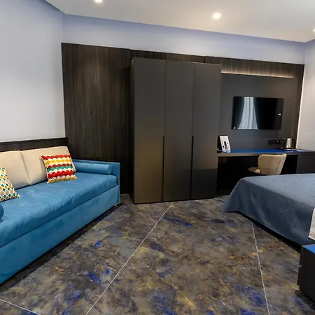 Boutique House Palla & Partner's 4* נאפולי